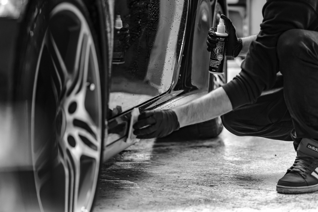Free close car wheel image